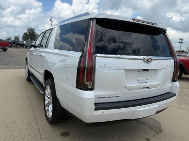 used 2020 Cadillac Escalade ESV car, priced at $33,295