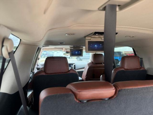 used 2020 Cadillac Escalade ESV car, priced at $33,295