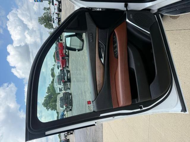 used 2020 Cadillac Escalade ESV car, priced at $33,295