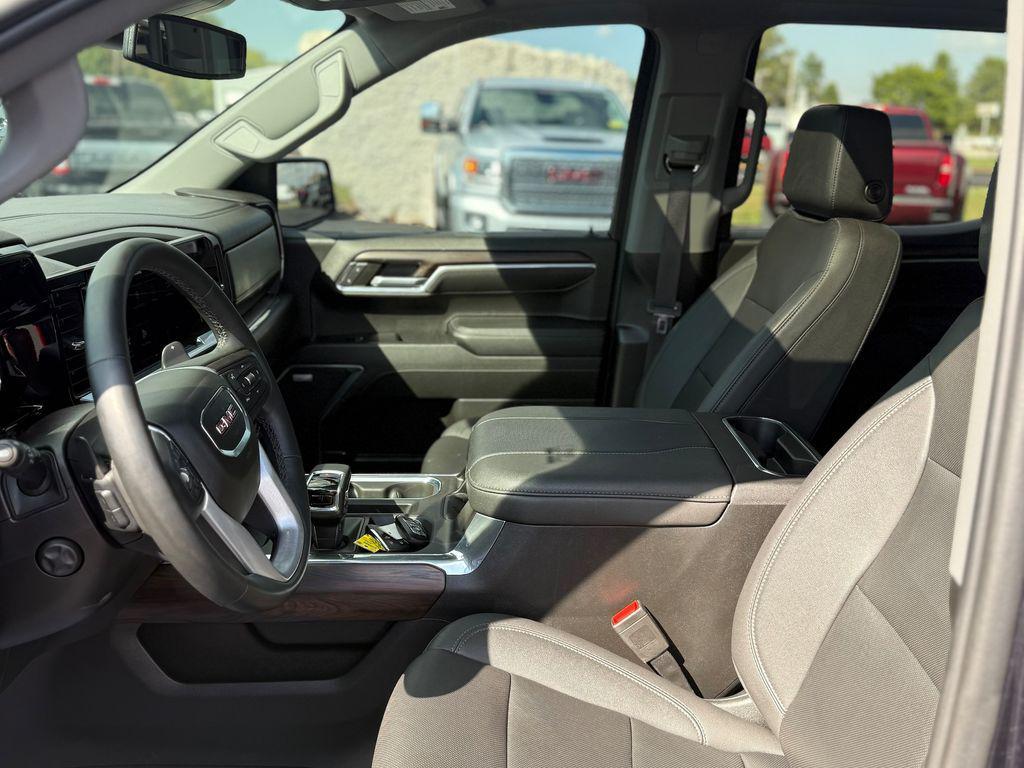 used 2023 GMC Sierra 1500 car, priced at $52,995