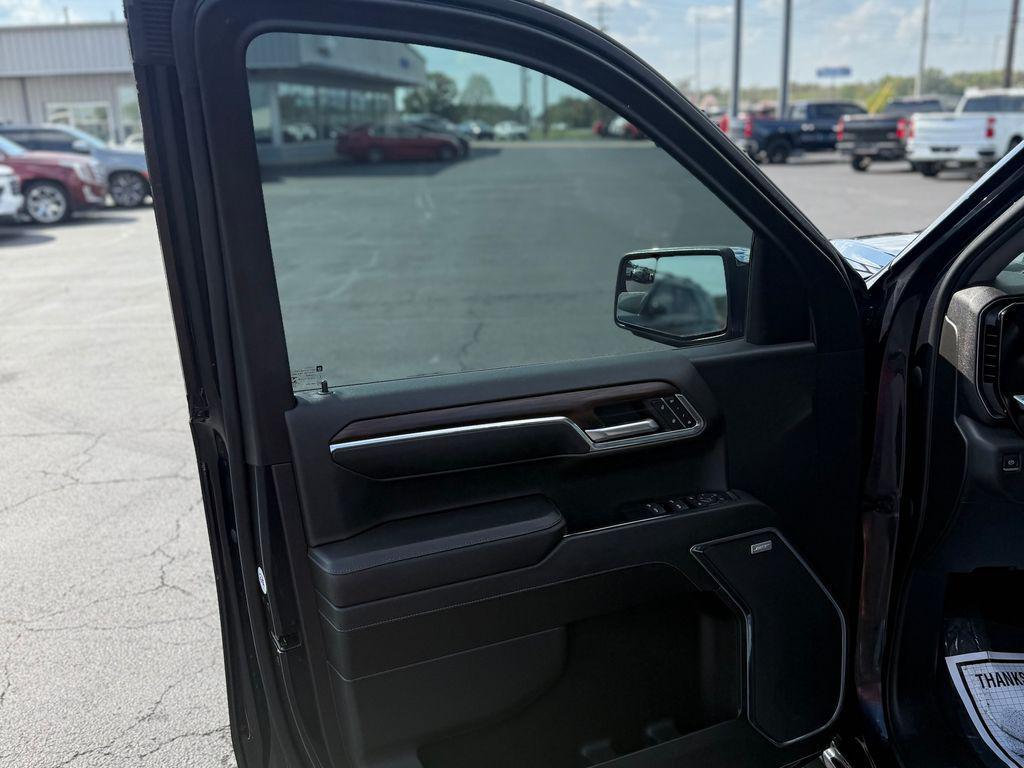 used 2023 GMC Sierra 1500 car, priced at $52,995