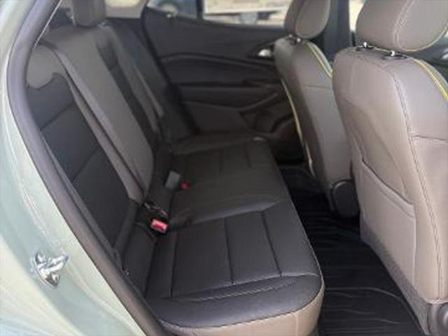new 2025 Chevrolet Trax car, priced at $27,645