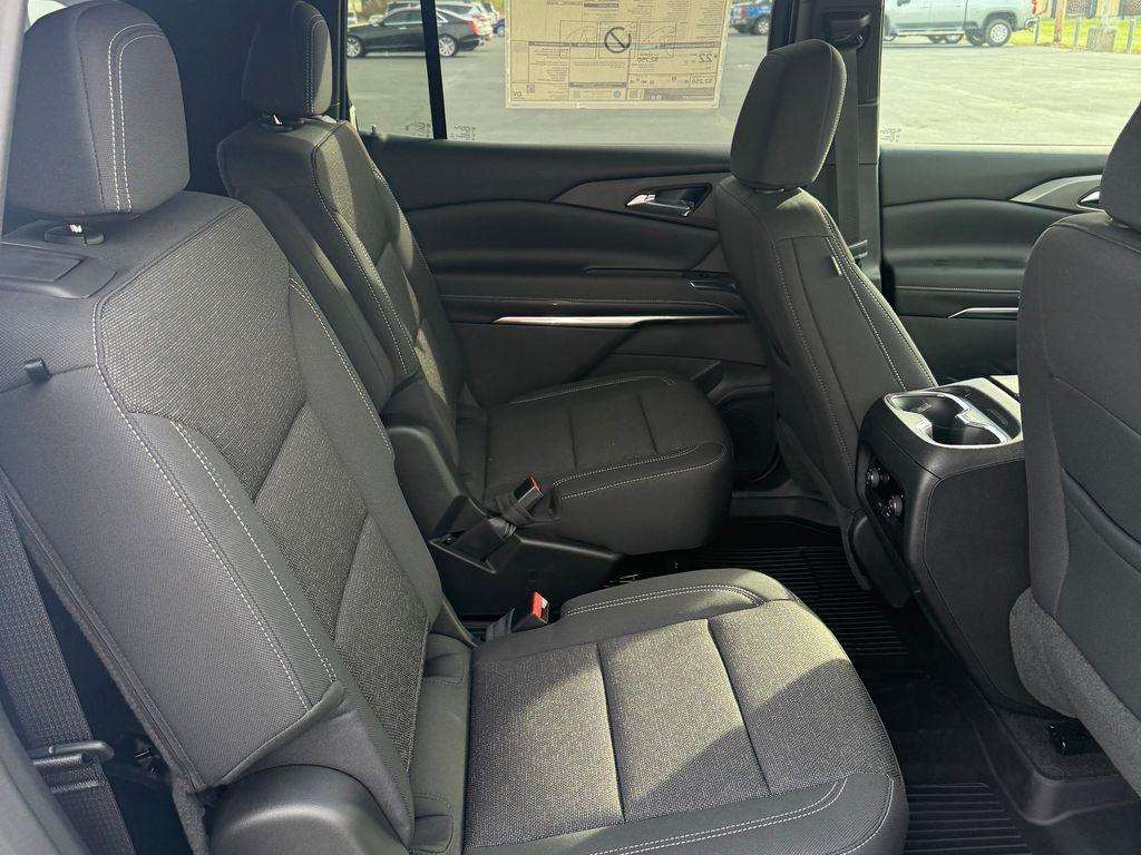 new 2026 Chevrolet Traverse car