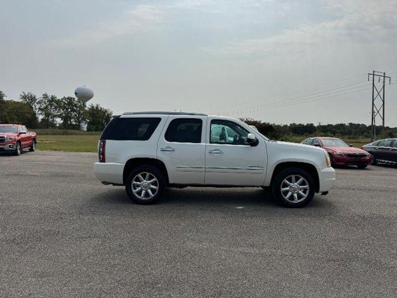 used 2014 GMC Yukon car, priced at $19,999