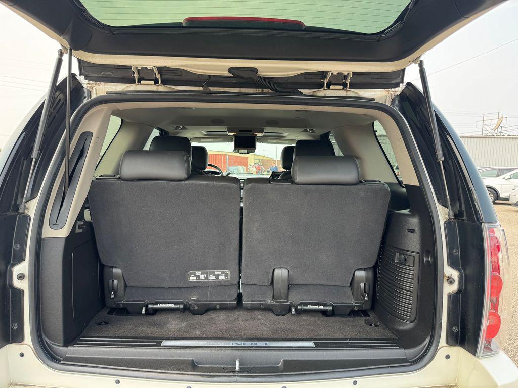 used 2014 GMC Yukon car, priced at $19,999