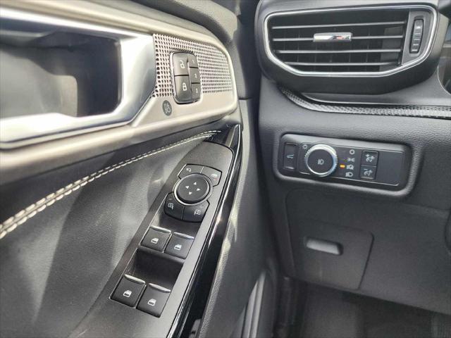 used 2022 Ford Explorer car
