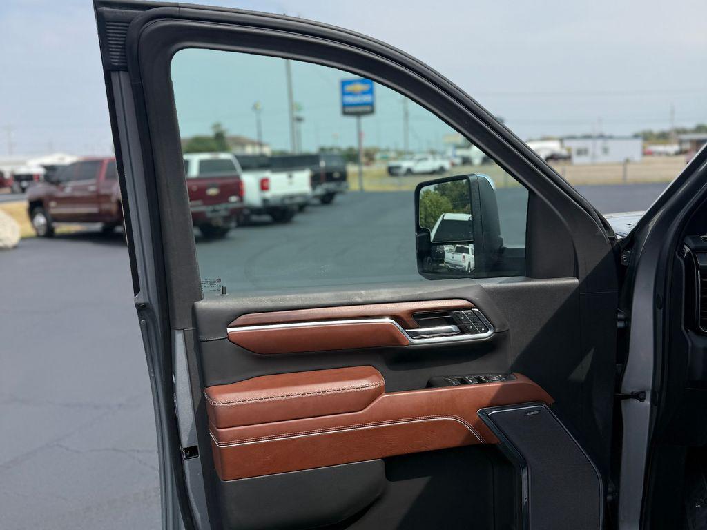 used 2024 GMC Sierra 2500 car, priced at $83,808