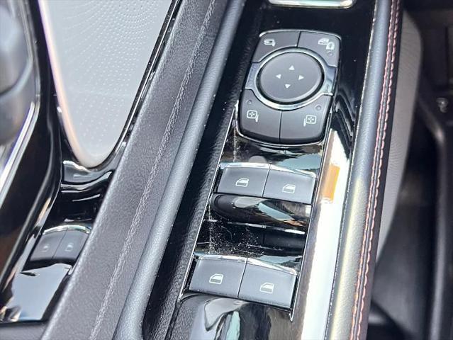 used 2023 Lincoln Aviator car, priced at $69,998