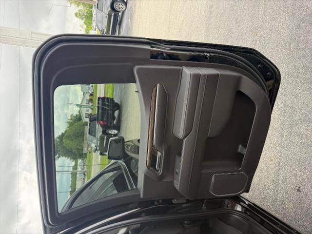 used 2023 Chevrolet Silverado 1500 car, priced at $43,595