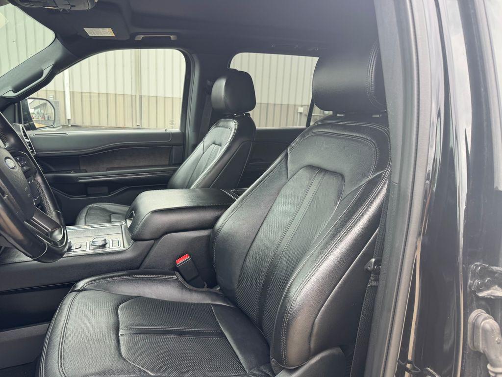 used 2019 Ford Expedition car, priced at $28,998