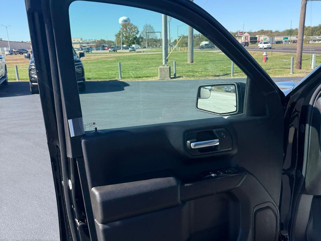 new 2026 Chevrolet Silverado 1500 car, priced at $51,060