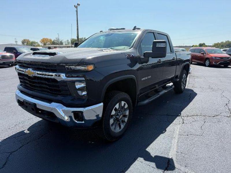 used 2024 Chevrolet Silverado 2500 car, priced at $57,998