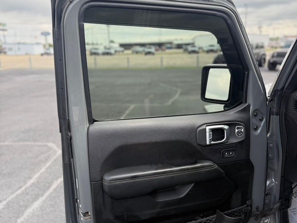 used 2020 Jeep Gladiator car, priced at $32,998