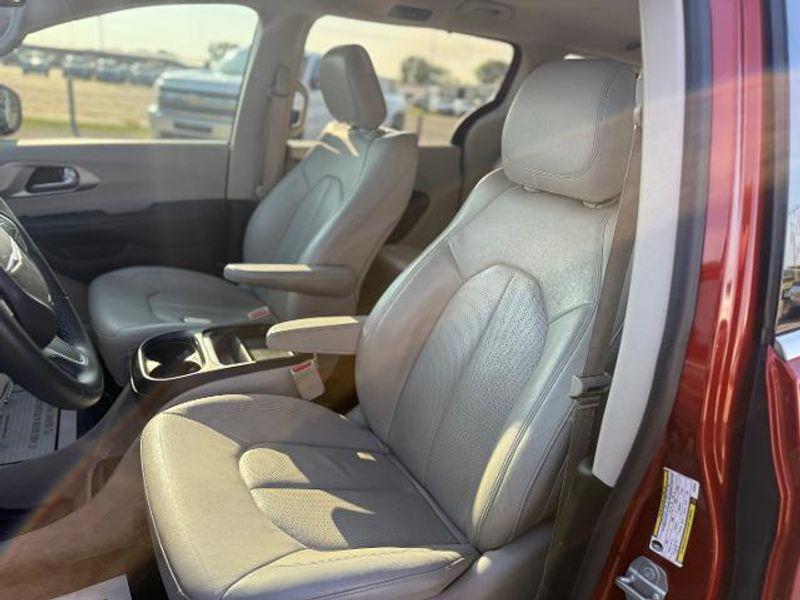 used 2018 Chrysler Pacifica Hybrid car, priced at $21,698
