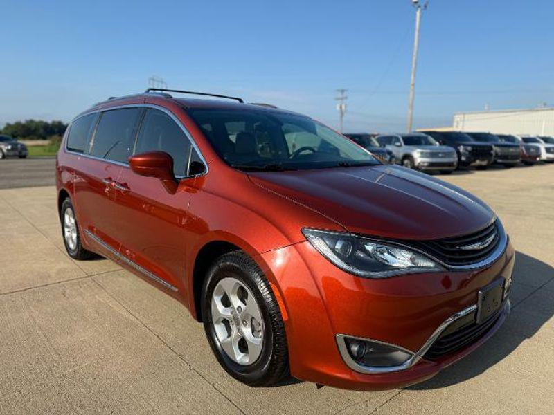 used 2018 Chrysler Pacifica Hybrid car, priced at $21,698
