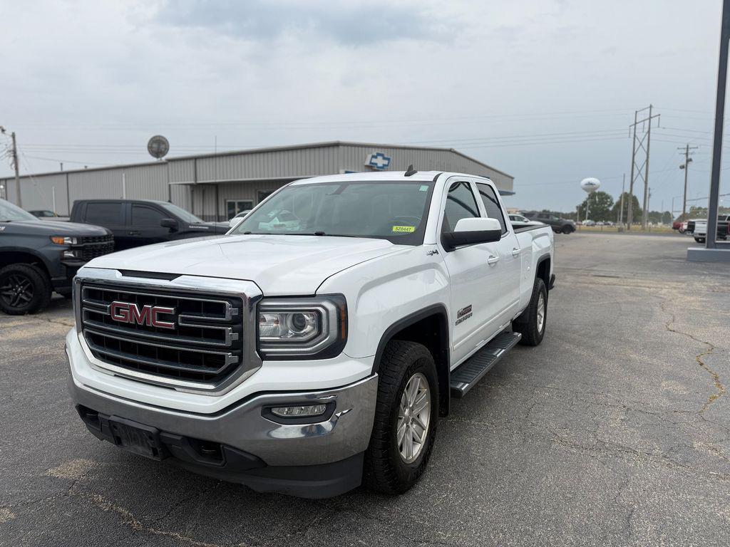 used 2017 GMC Sierra 1500 car, priced at $25,998