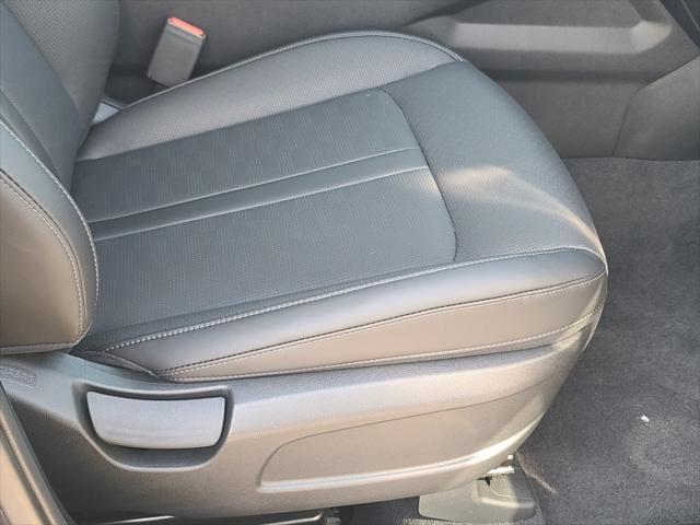new 2025 Kia Sorento car, priced at $33,150