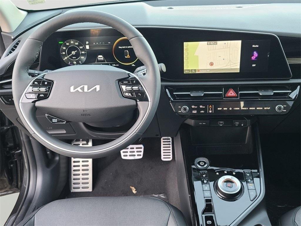 new 2025 Kia Niro EV car, priced at $35,805