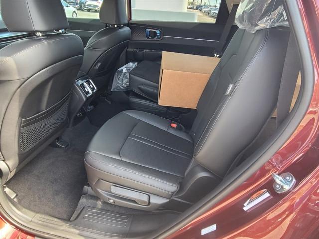 new 2025 Kia Sorento car, priced at $40,695