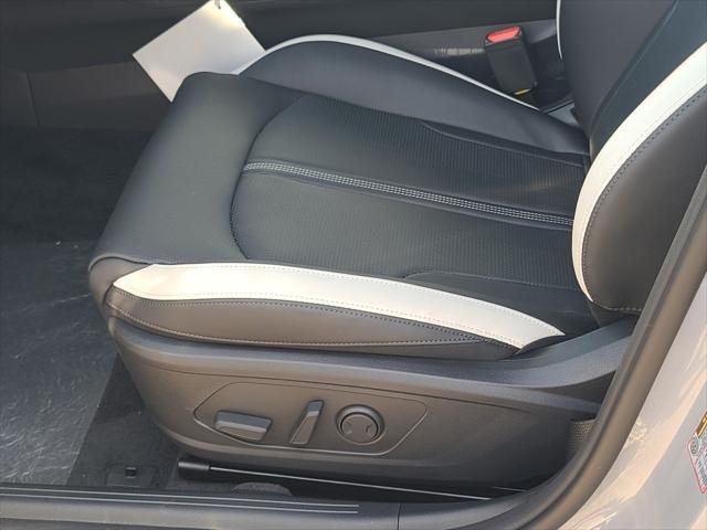 new 2025 Kia K5 car, priced at $26,475