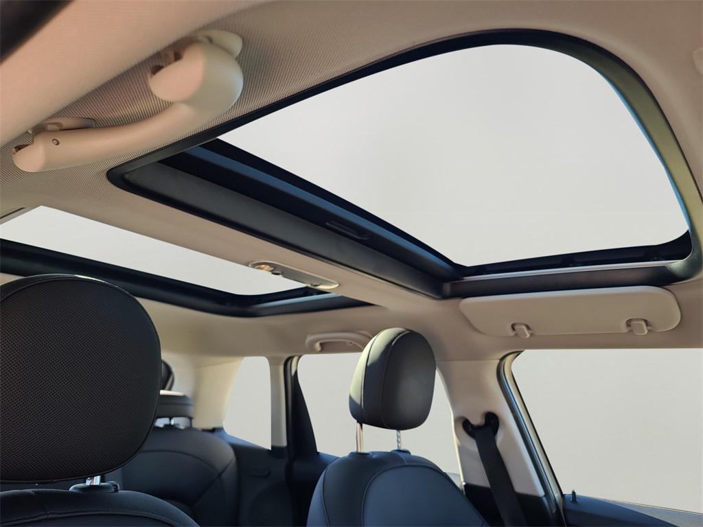 used 2023 MINI Hardtop car, priced at $23,330