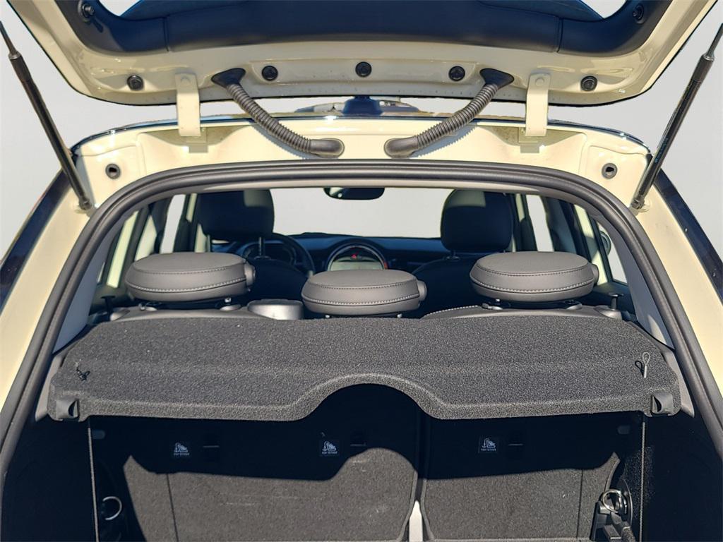 used 2023 MINI Hardtop car, priced at $23,330