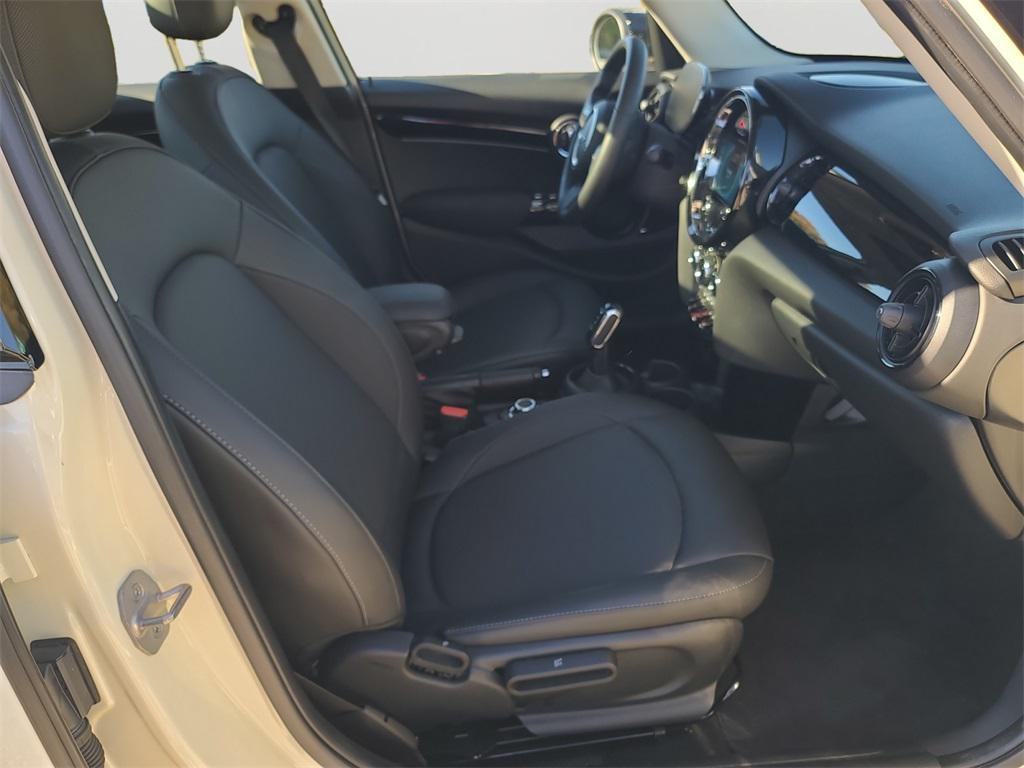 used 2023 MINI Hardtop car, priced at $23,330