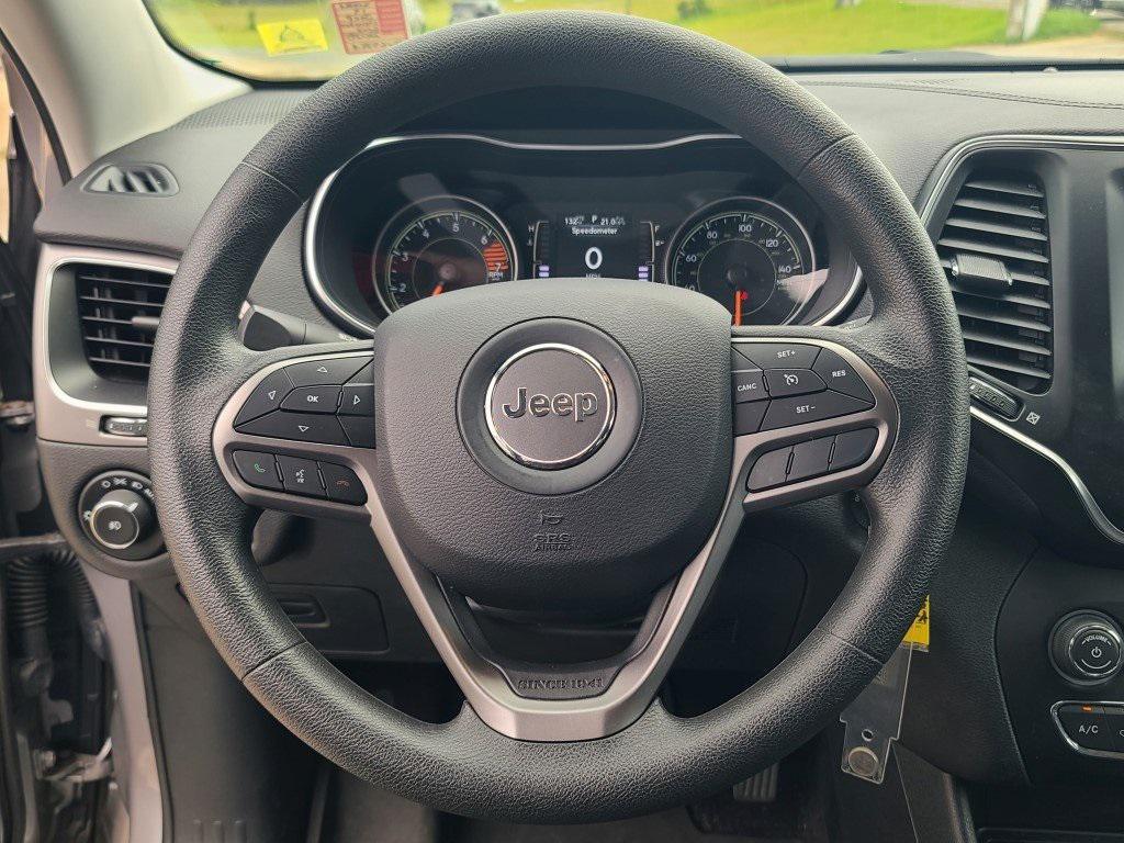 used 2019 Jeep Cherokee car, priced at $15,490