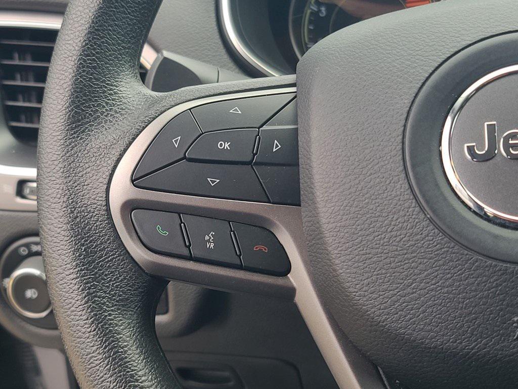 used 2019 Jeep Cherokee car, priced at $15,490