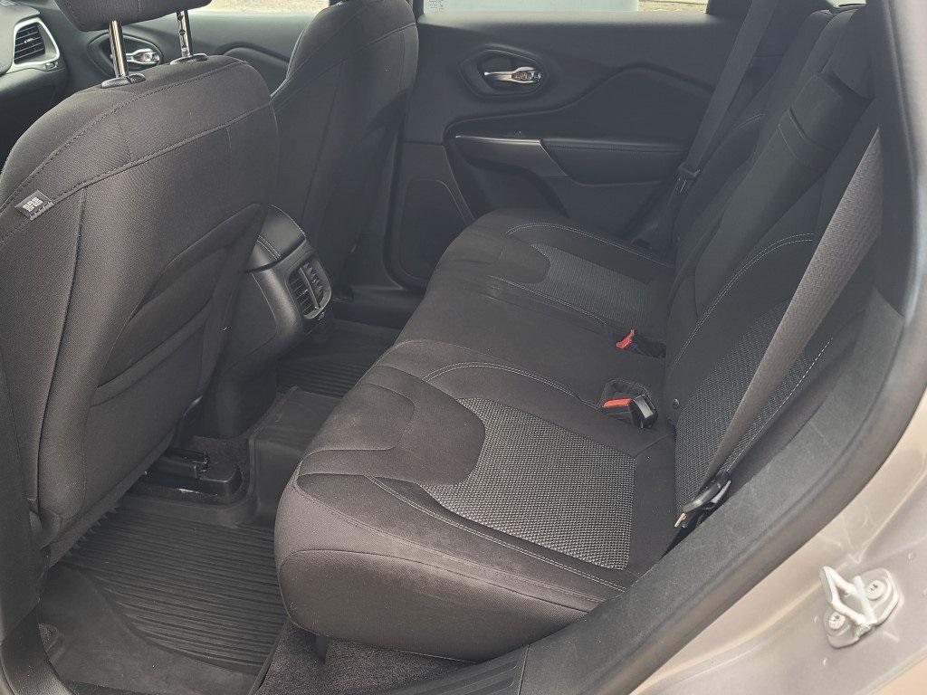 used 2019 Jeep Cherokee car, priced at $15,490
