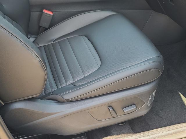 new 2025 Kia Sportage Hybrid car, priced at $38,655