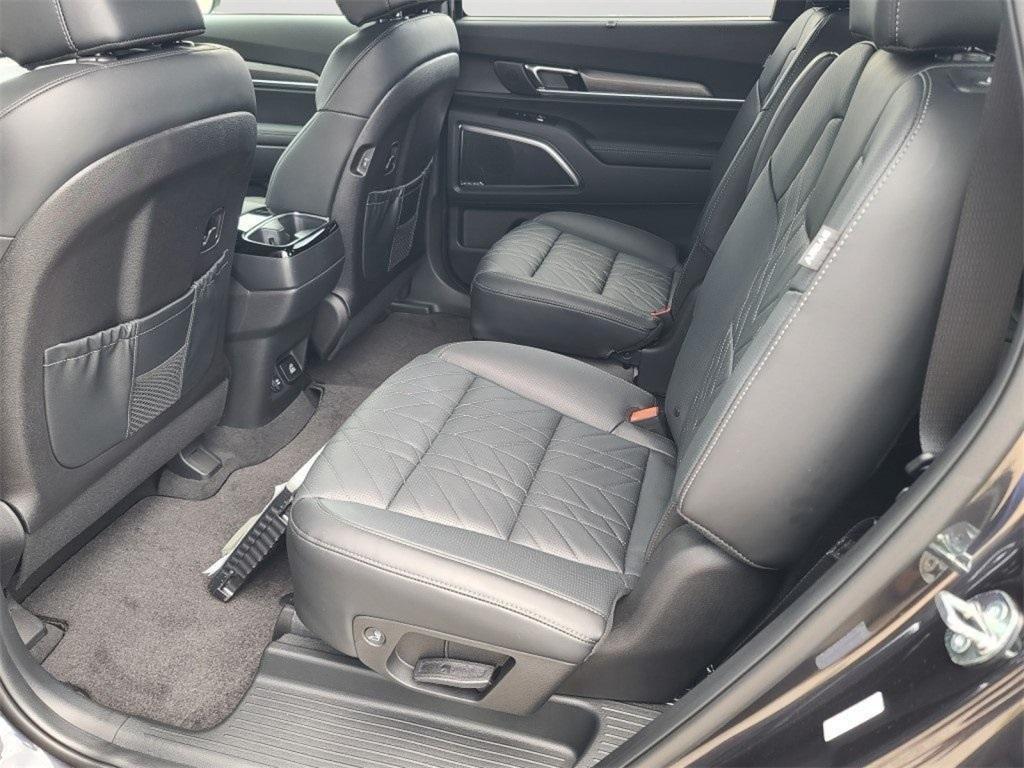 new 2025 Kia Telluride car, priced at $48,199