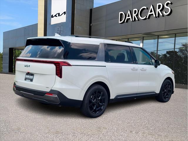 new 2026 Kia Carnival Hybrid car, priced at $55,660