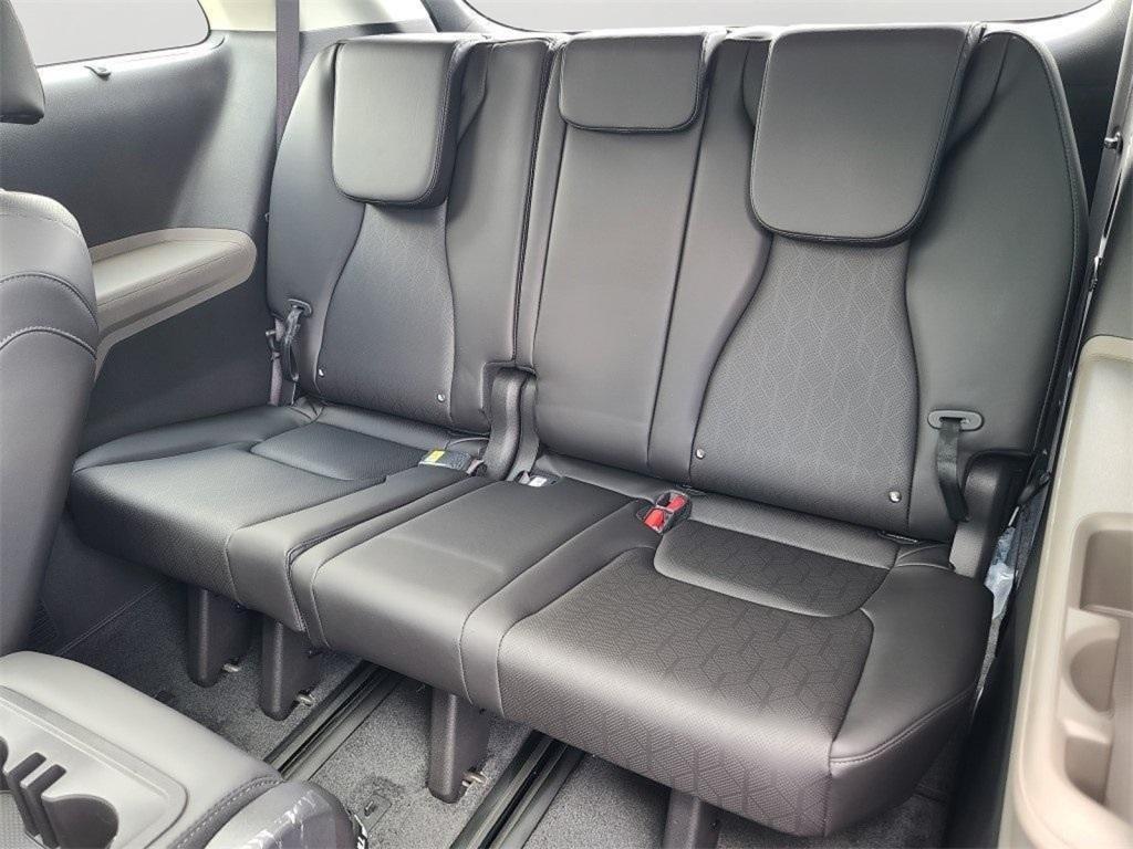 new 2026 Kia Carnival Hybrid car, priced at $46,296