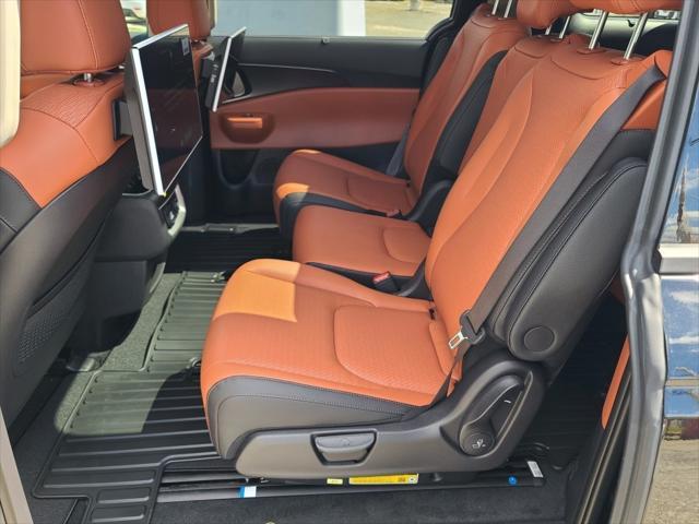 new 2025 Kia Carnival Hybrid car, priced at $54,996