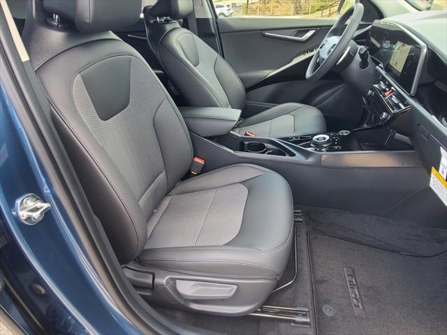 new 2025 Kia Niro Plug-In Hybrid car, priced at $34,660