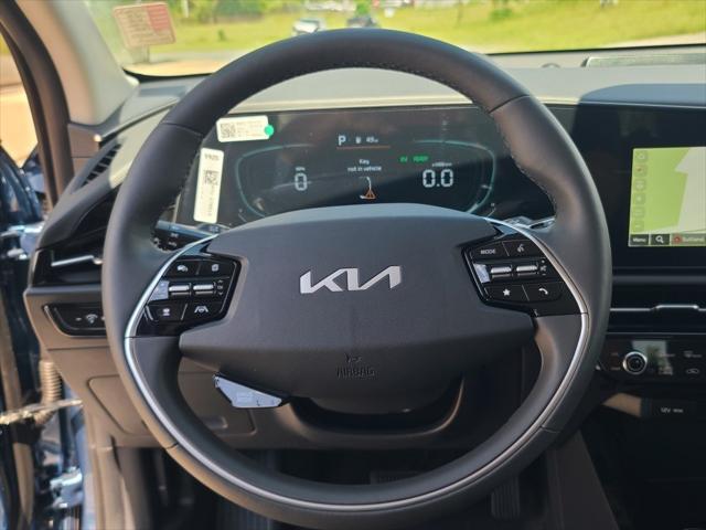 new 2025 Kia Niro Plug-In Hybrid car, priced at $33,295