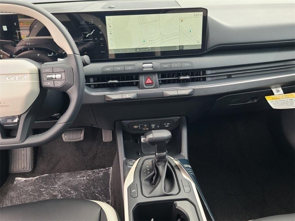 new 2025 Kia K4 car, priced at $25,996