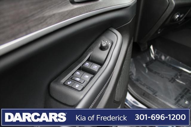 used 2023 Jeep Grand Cherokee L car, priced at $27,899
