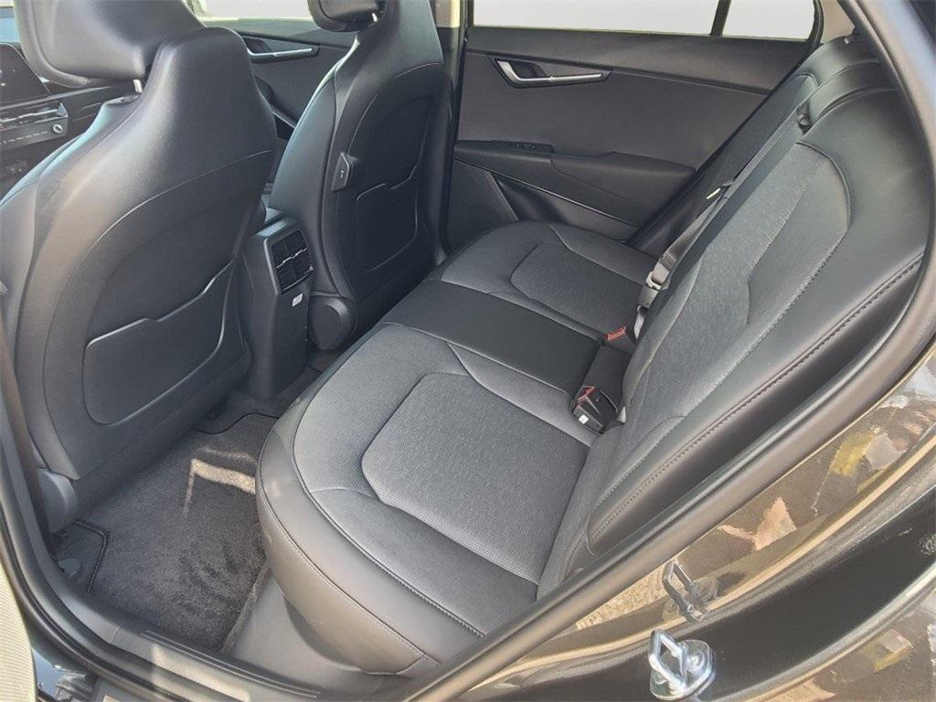 new 2025 Kia Niro EV car, priced at $35,820