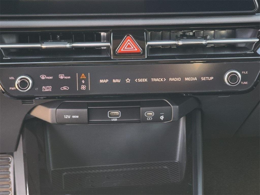 new 2025 Kia Niro EV car, priced at $35,820