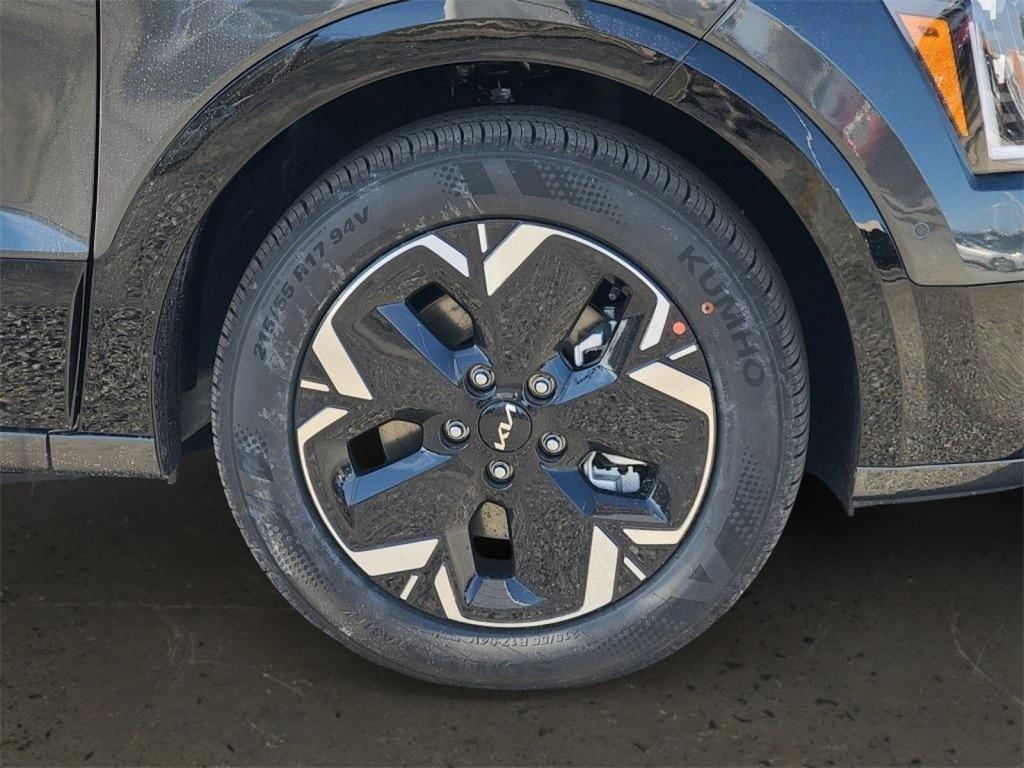 new 2025 Kia Niro EV car, priced at $35,820