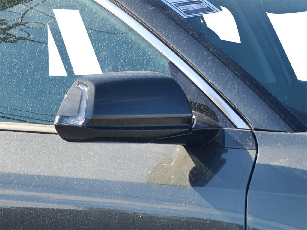 new 2025 Kia Niro EV car, priced at $35,820