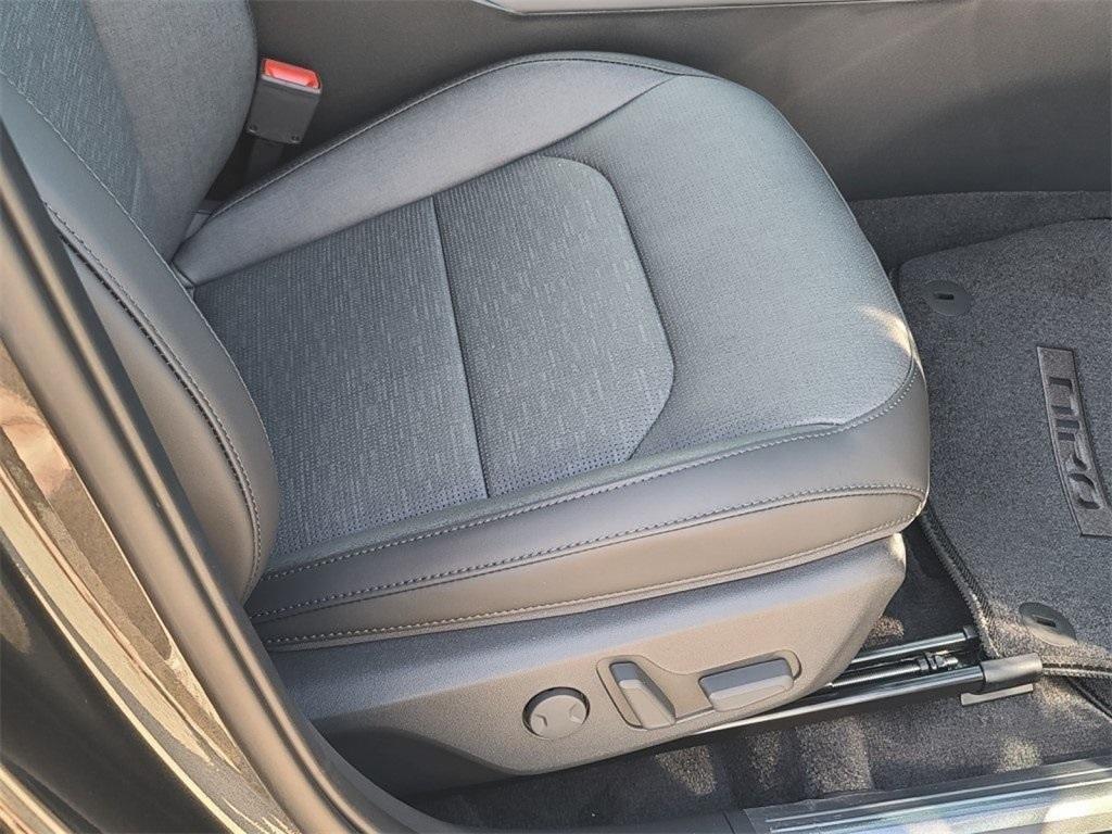 new 2025 Kia Niro EV car, priced at $35,820