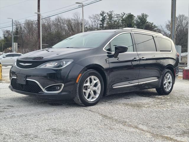 used 2017 Chrysler Pacifica car, priced at $10,993