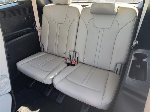 new 2025 Kia Sorento Hybrid car, priced at $40,380