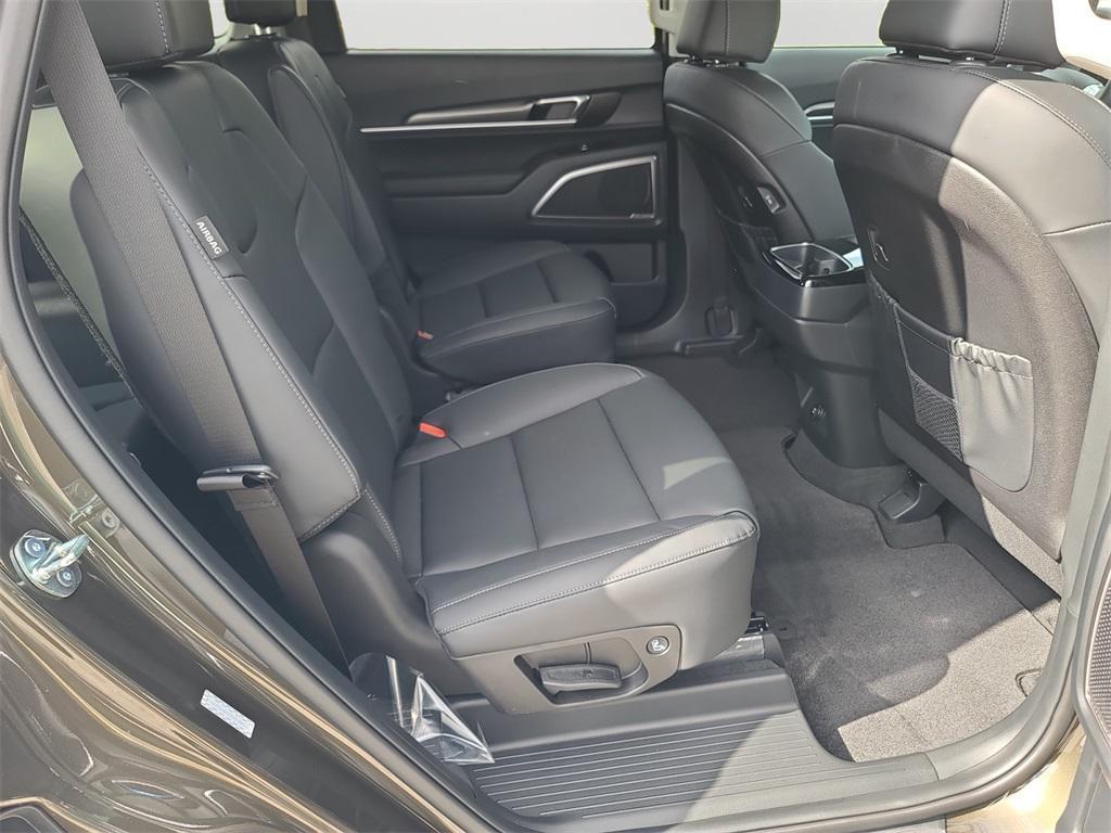 new 2025 Kia Telluride car, priced at $38,395