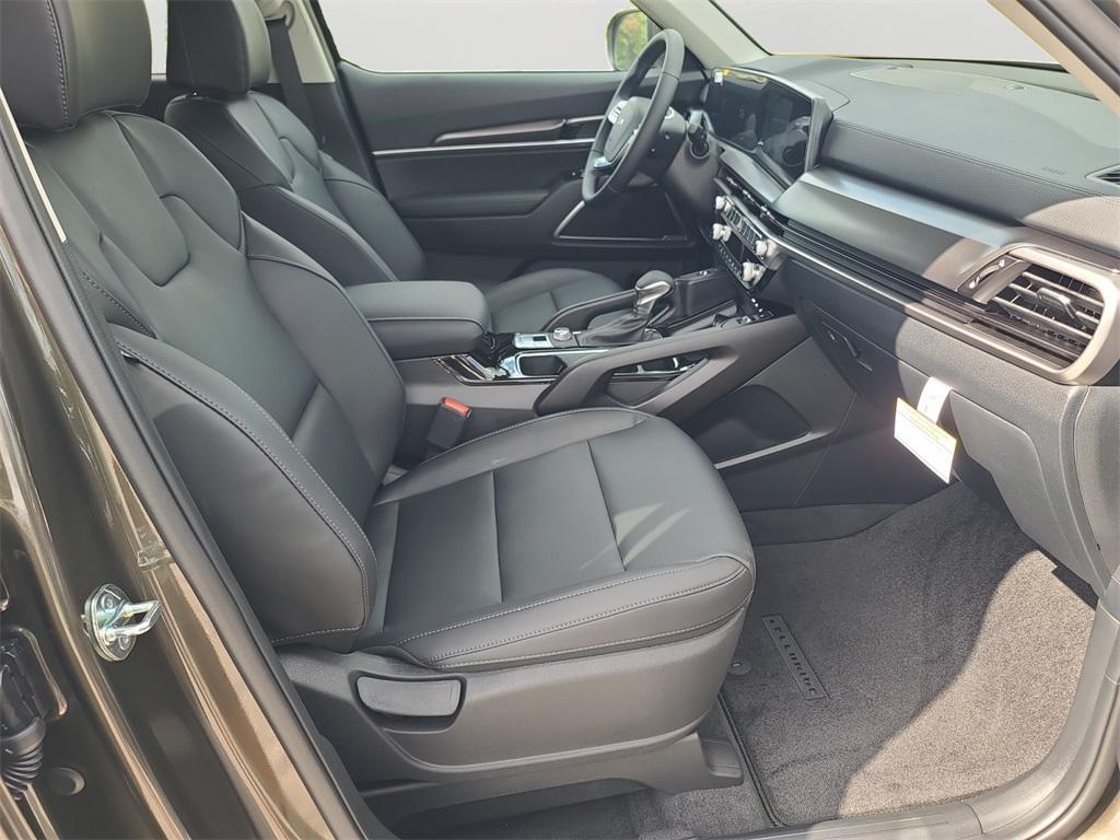 new 2025 Kia Telluride car, priced at $38,395