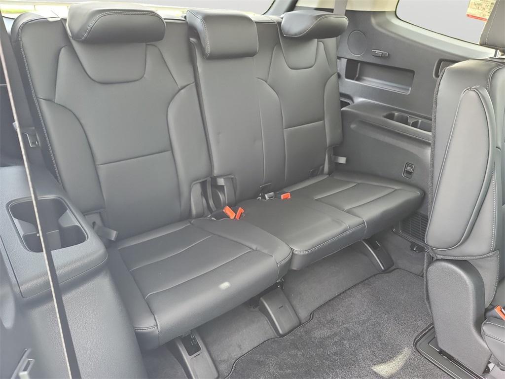 new 2025 Kia Telluride car, priced at $38,395