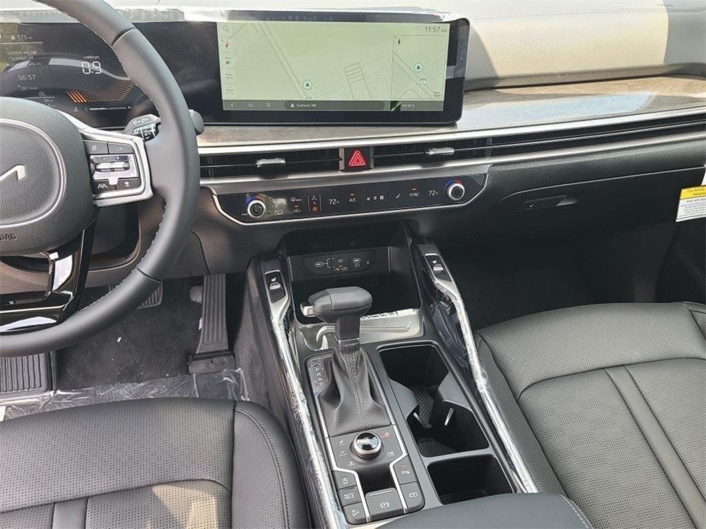 new 2025 Kia Sorento car, priced at $36,996